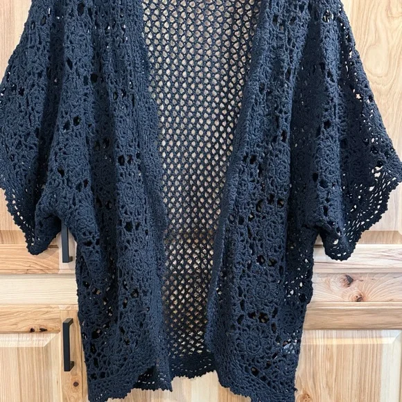 Jessica London Black Crochet Knit Open-Front Short Sleeve Cardigan Size 18/20 - Picture 3 of 11